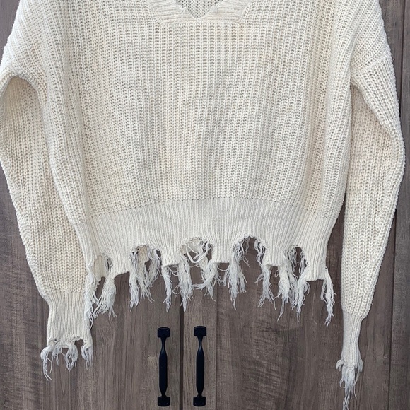 DAYTRIP Cotton Blend Distressed Trim Sweater Women’s Size Small - Picture 2 of 15